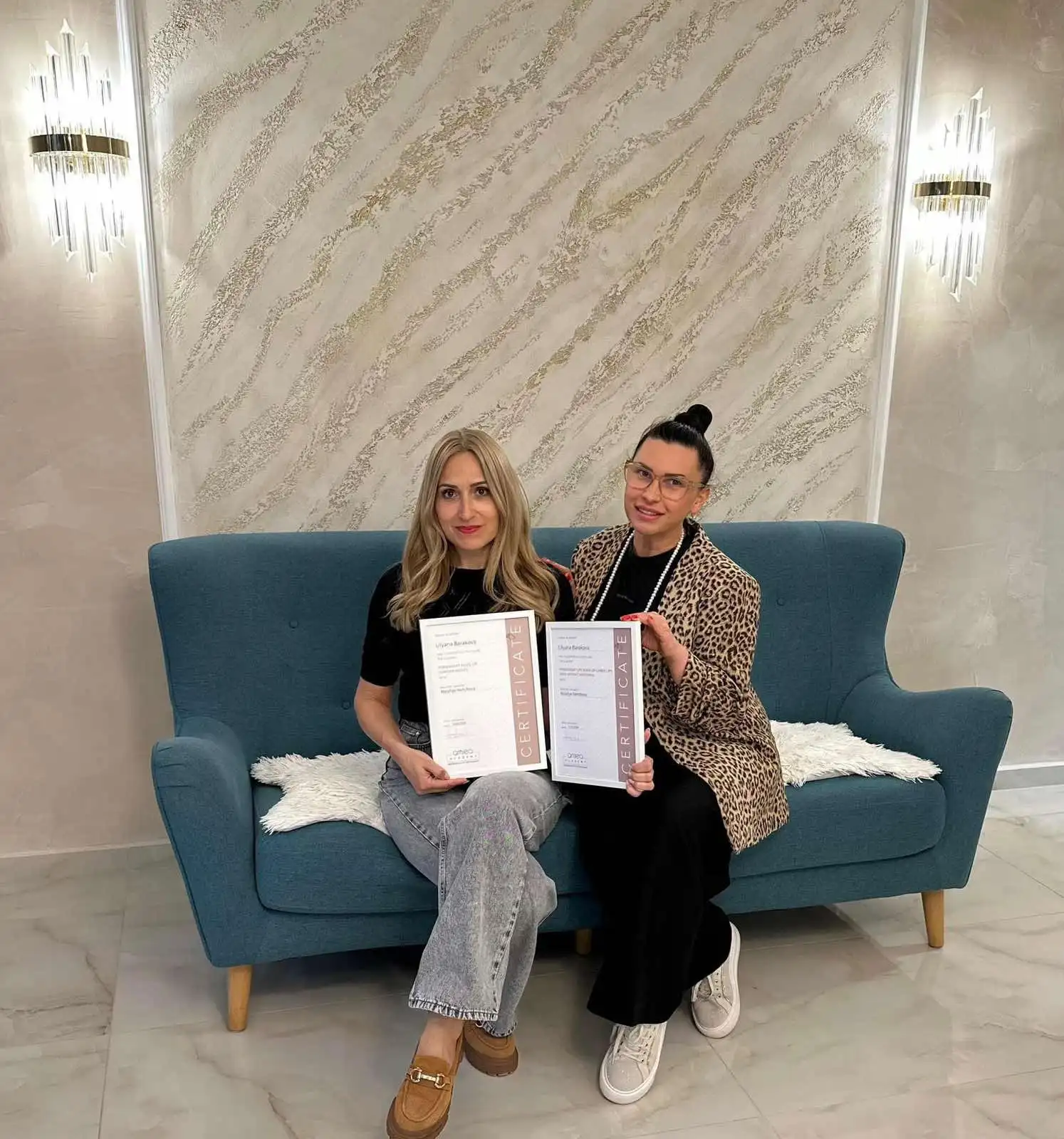 Профилна снимка